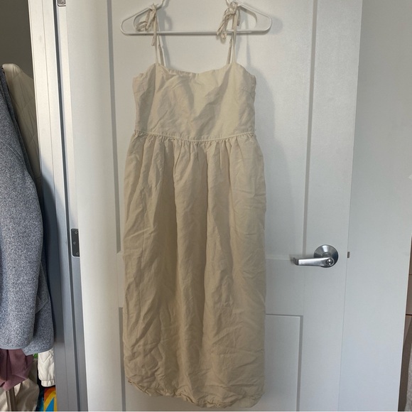 Uniqlo Dresses & Skirts - Uniqlo Linen‎ Dress